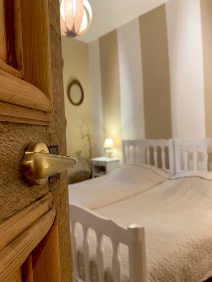Le Carre Des Arts Hotel Le Cateau-Cambresis Luaran gambar
